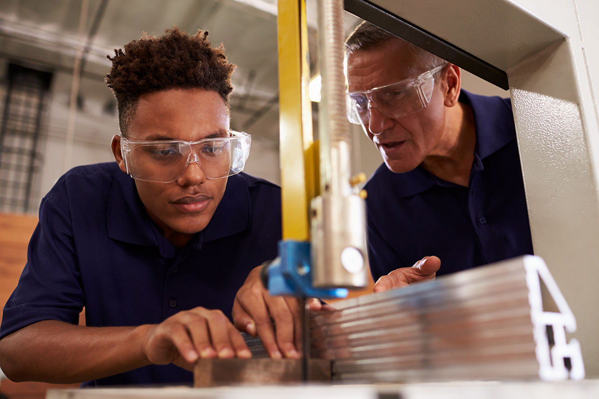 Image for Apprentices - Senior Technician training apprentice